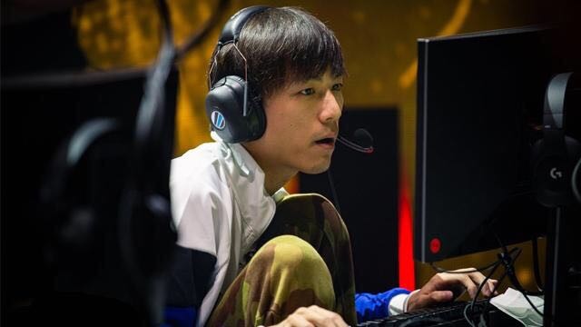 不难发现他 不难发现他