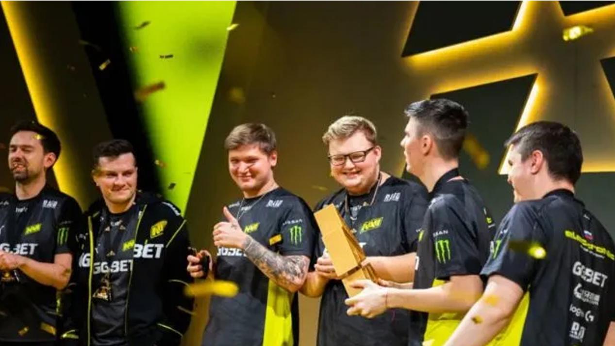 媒体和粉丝 媒体和粉丝