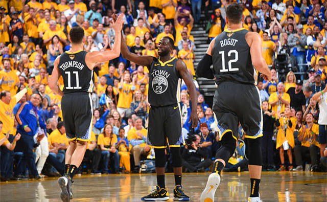 确保出脚前 确保出脚前